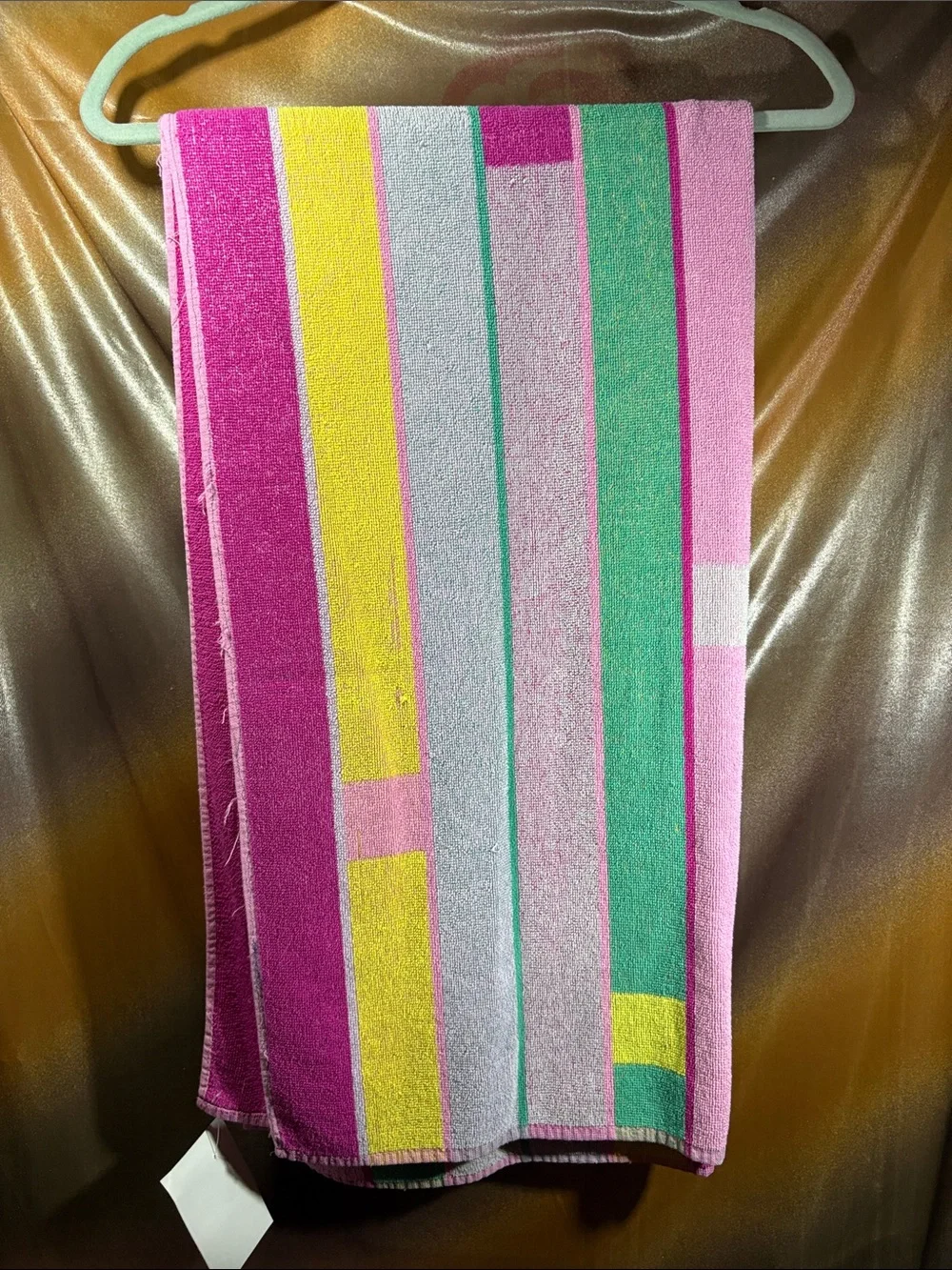Vintage 80’s beach Multicolor Stripe Home Accent Towel Pink, Yellow & Green. QQ